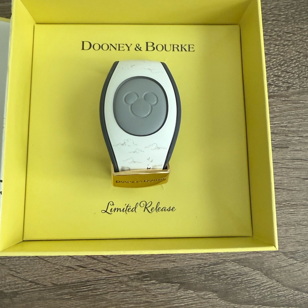 Dooney & Bourke Gray and White MagicBand